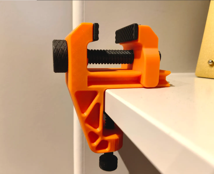 Etau de bricolage imprimé en 3D